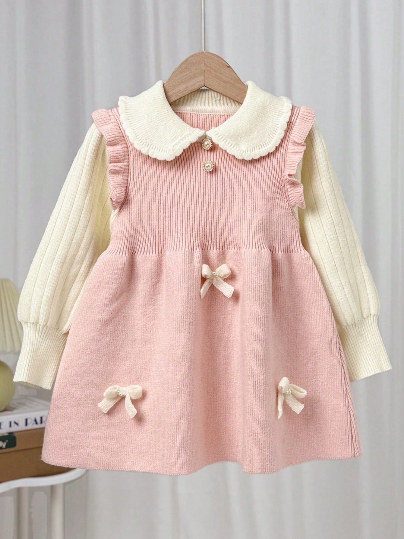 Vestido Suéter/ Decote Peter Pan, Laço Decorativo