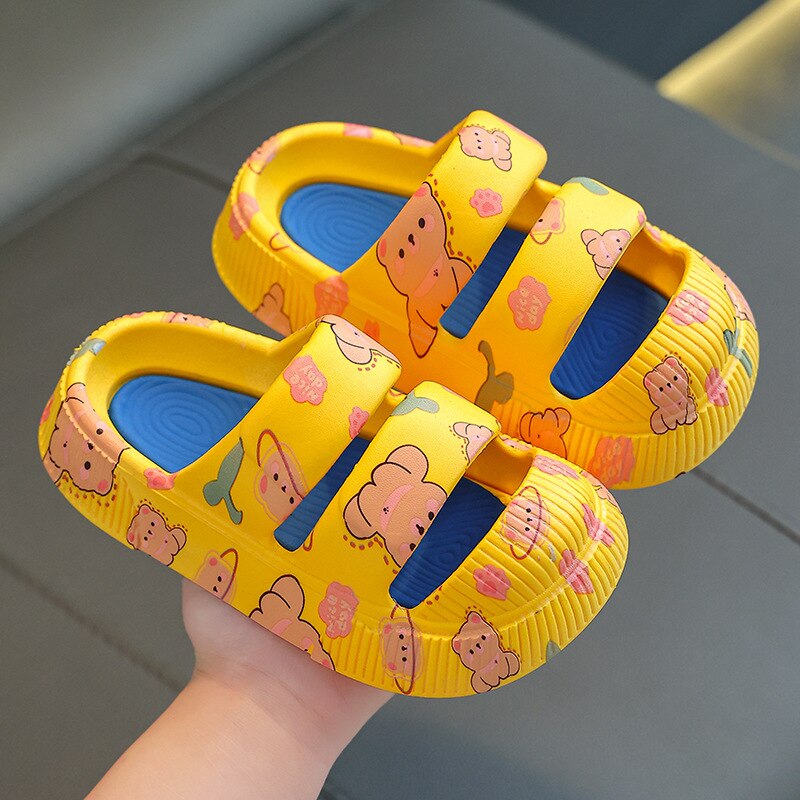 Chinelo infantil - Estilo Crocs