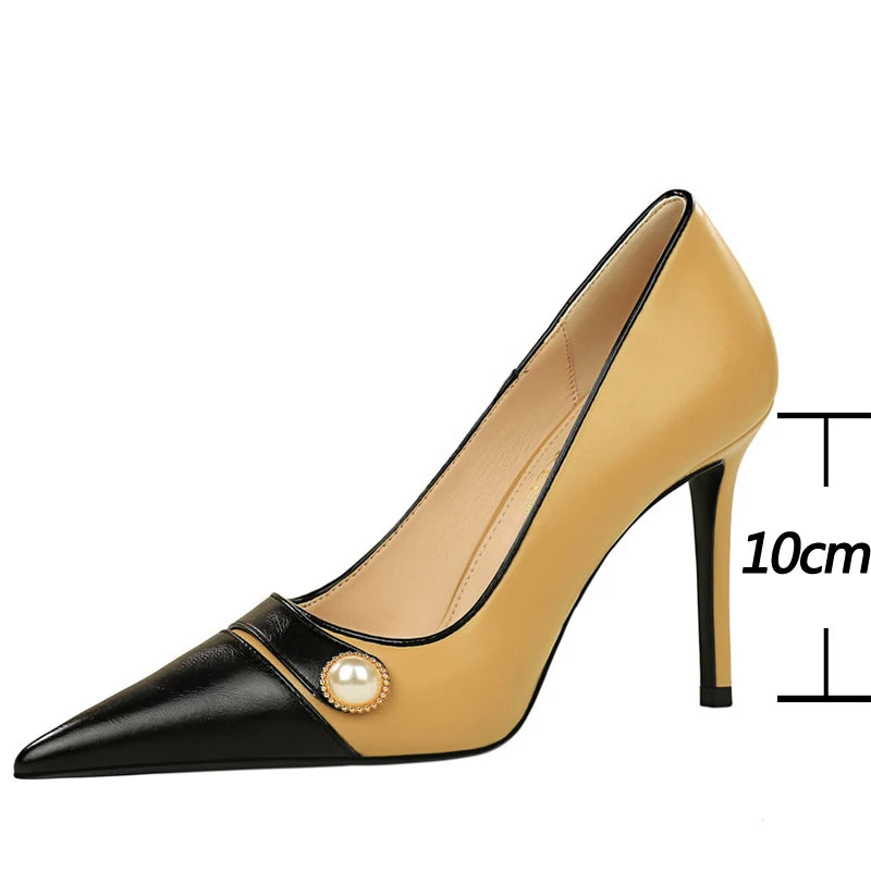 Melhores Marcas de Calçados Femininos Sapato de Salto para o Dia a Dia Tendências em Design de Calçados Estilo Moderno em Calçados Femininos Sapatos para Mulheres Sofisticadas Scarpin Fashion e Confortável Calçados Femininos para Destacar-se Inovação em Design de Scarpins Como Escolher o Melhor Sapato Feminino