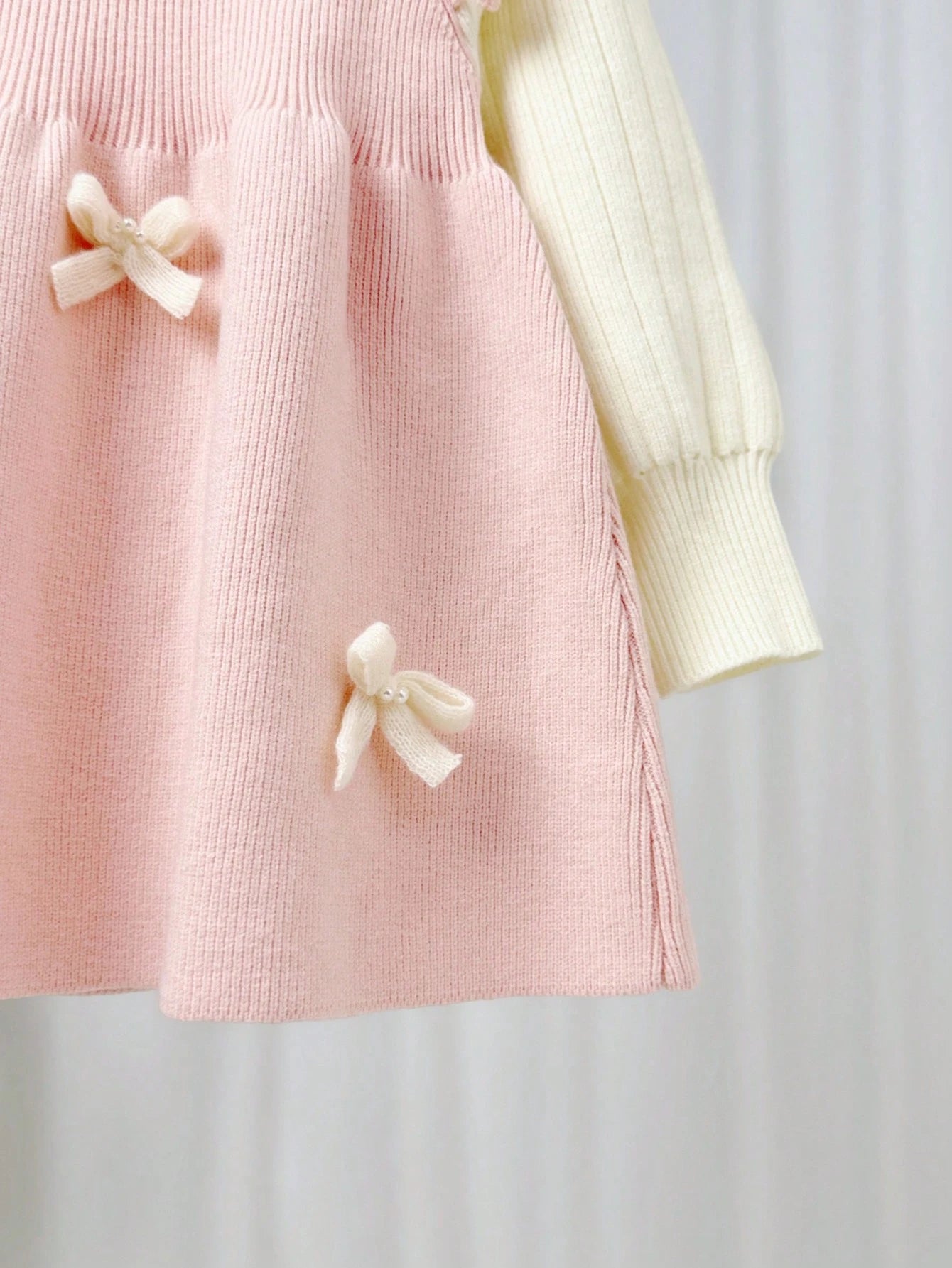 Vestido Suéter/ Decote Peter Pan, Laço Decorativo 