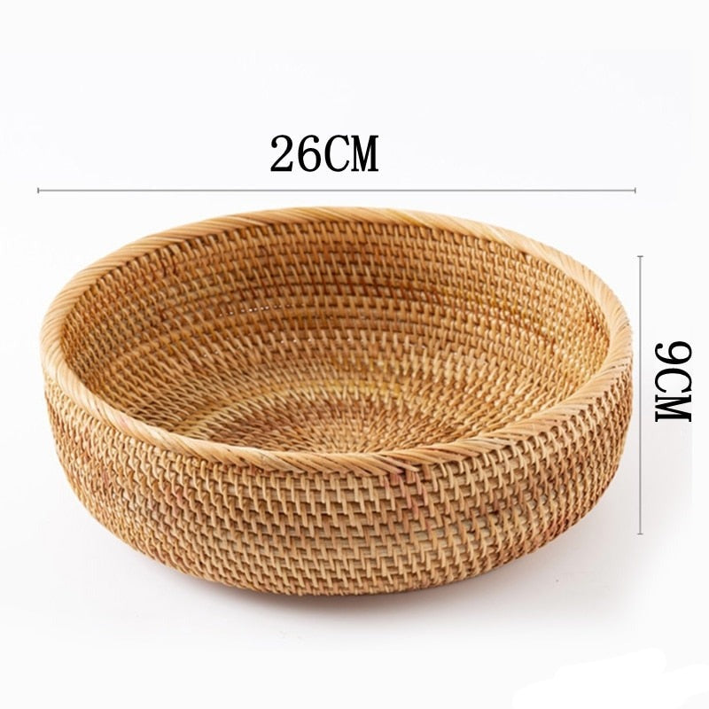 cesta de rattan, organização de casa, decoração de interiores, sofisticação, elegância, produto artesanal.